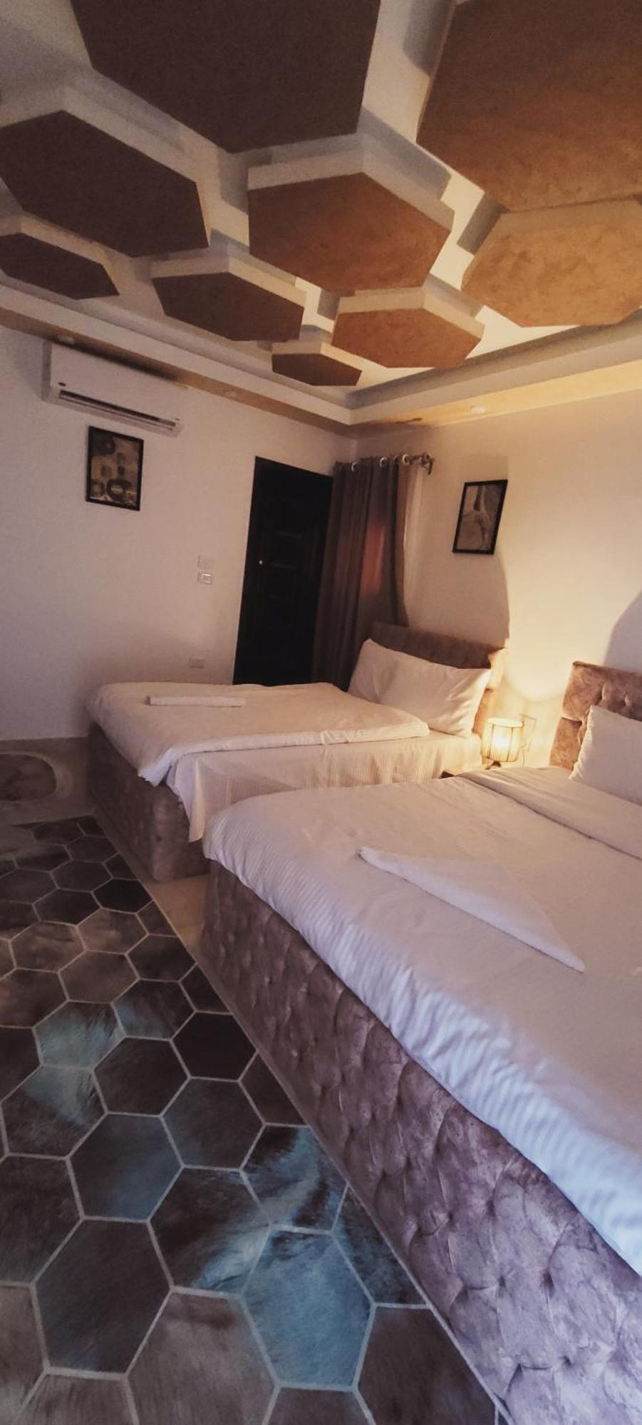 Alaa Eldein Pyramids Lights Otel Kafret el-Gabal Oda fotoğraf